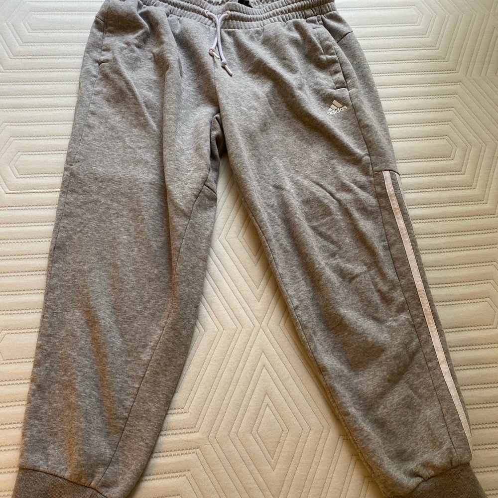 Adidas sweatpants